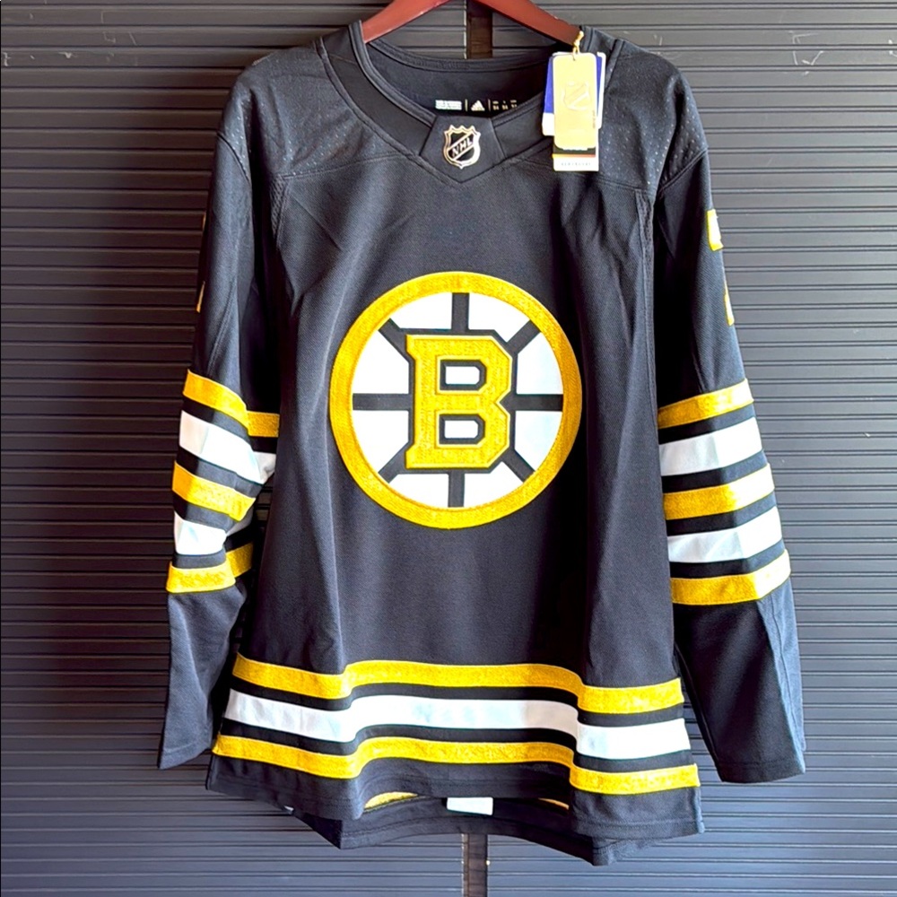 NHL - Black & Gold Boston Bruins Taylor Hall #71 Hockey Jersey - Size 54 - NWT